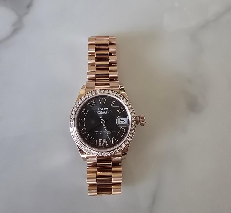 Rolex Datejust 31 Brand New With Rolex Diamonds With Full Box And Accessorie