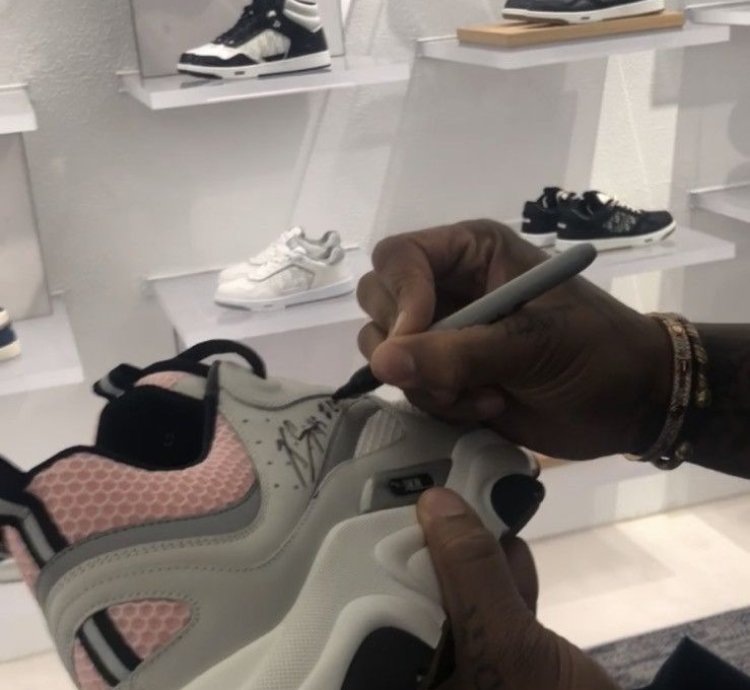 Dior B22 Signed By Kevin Gates