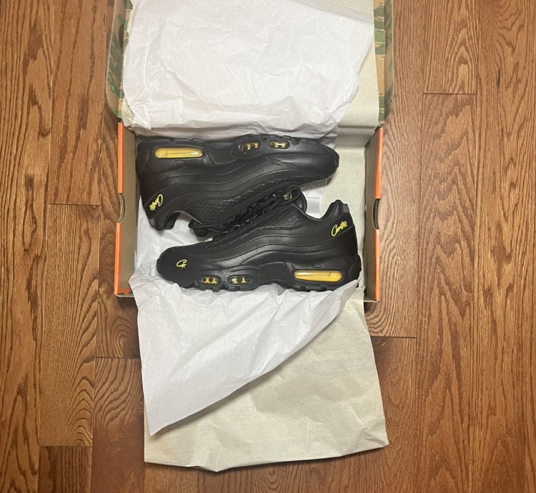 Nike Corteiz Air Max 95 Honey Blacks Nyc London