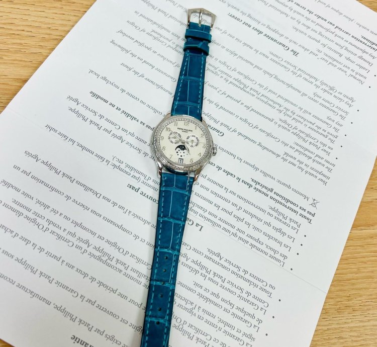 Patek Philippe Annual Calendar Complications