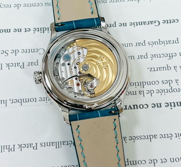 Patek Philippe Annual Calendar Complications