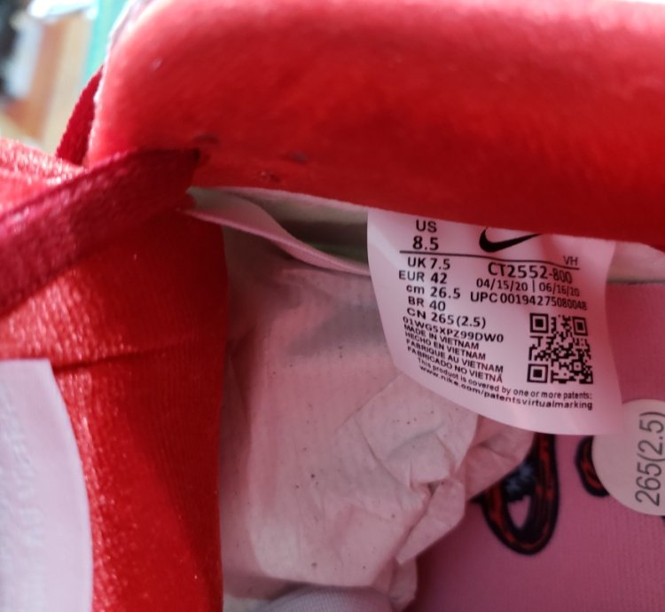 Nike Sb Dunk Low X Strangelove valentines Day Ct2552-800