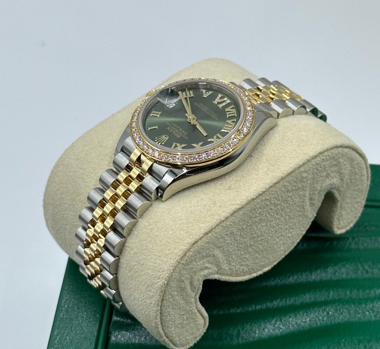 Rolex Datejust 31 Diamond Bezel Green Vi Jubilee