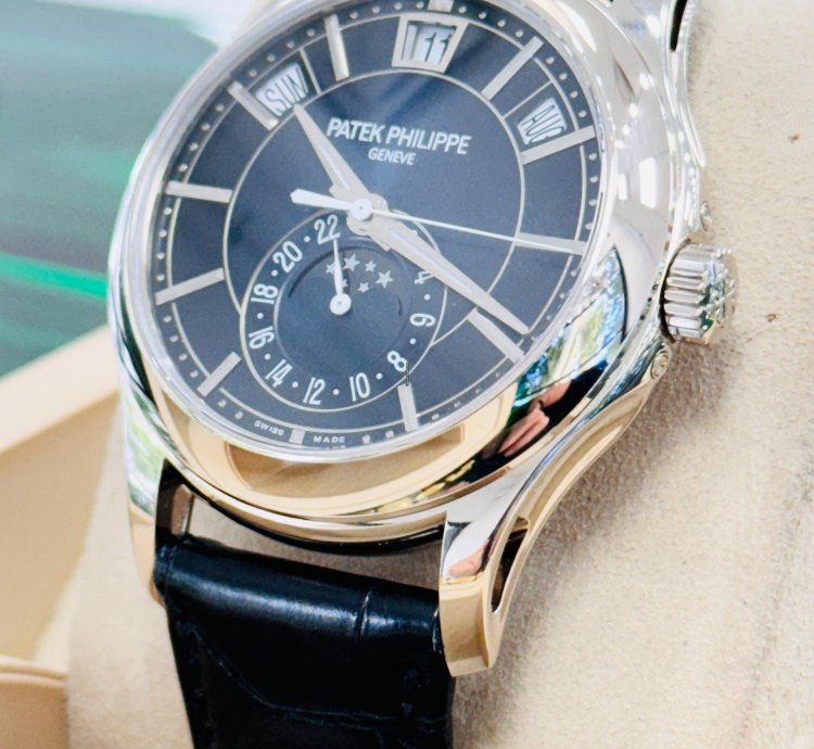 Patek Philippe Annual Calendar Complications 5205g-013 Blue 18k White Gold Men Watch Box Paper Mint