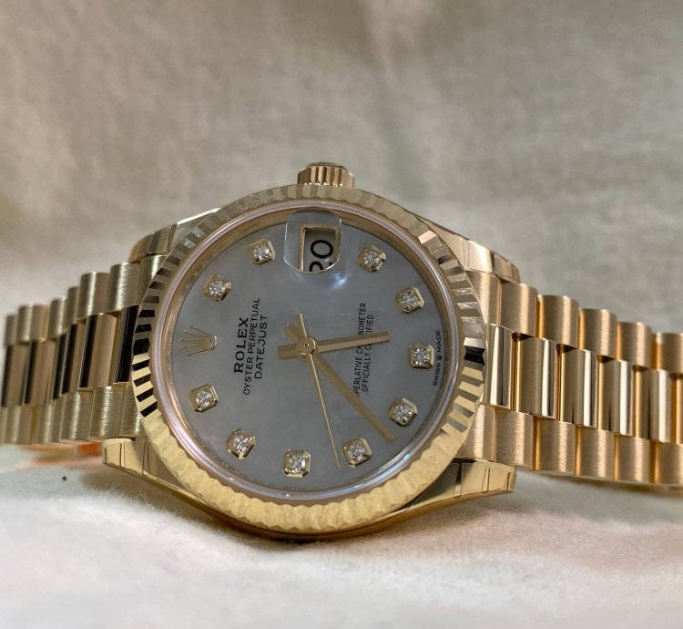 Rolex Datejust 31 Full Stickers 2025 Datejust 31 Yellow Gold President Mother-of-pearl Diamond Dial 278278
