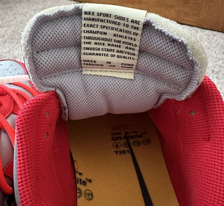 Nike Dunk Low Off-white University Red