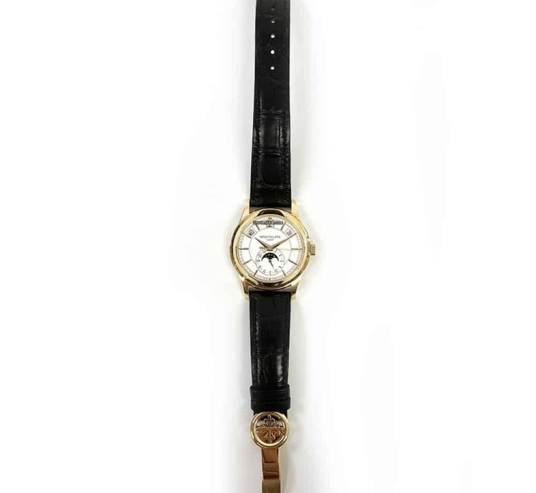 Patek Philippe Annual Calendar Complications Annual Calendar 40mm 5205r-001 Rose Gold With Brown Leather Watch White Dial 2020