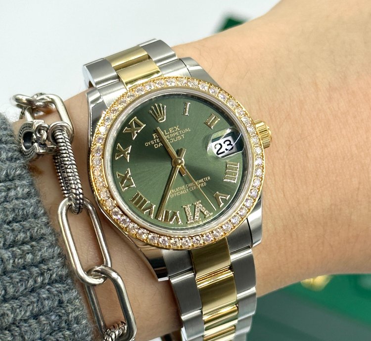 Rolex Datejust 31 Green Roman Oys