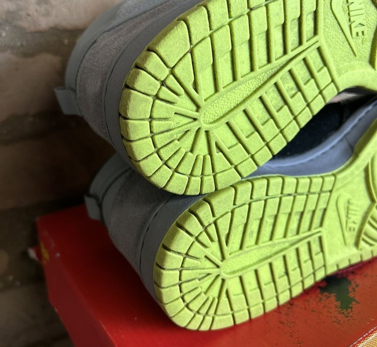 00s Vintage Nike Sb Dunk High Wrinkled Patent