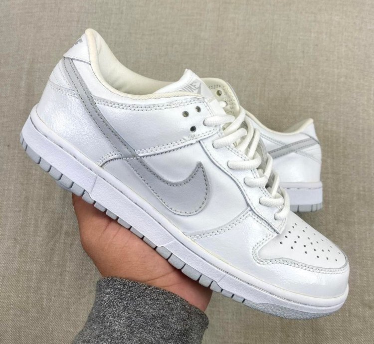 2002 Nike Sb Dunk Low Pro Patent Leather