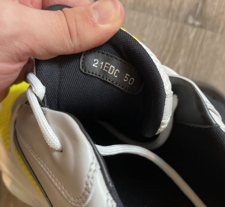 Dior B22 White Yellow