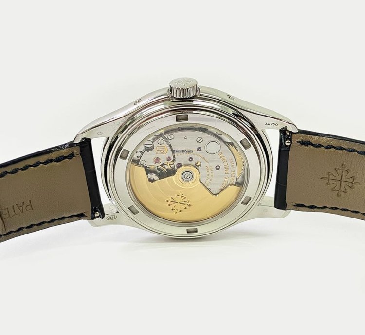 Patek Philippe Annual Calendar Complications Ladies Annual Calendar 5147g-001 White Gold Watch With Blue Leather Watch Blue Dial 2022