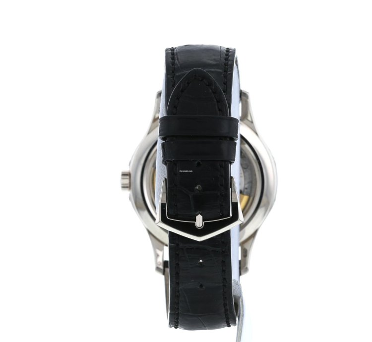 Patek Philippe Annual Calendar En Or Blanc Ref 5205 Vers