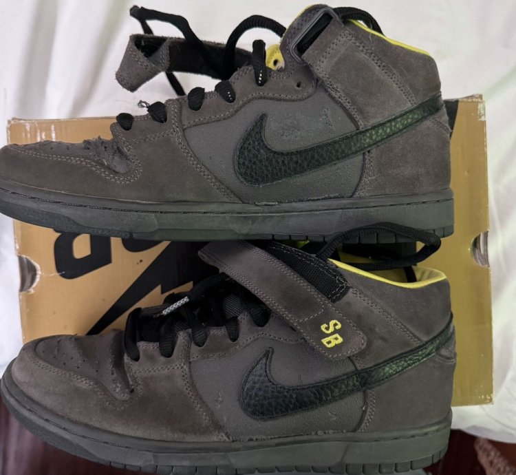 2008 Nike Sb Dunk Mid Pro Batman Used Size 10