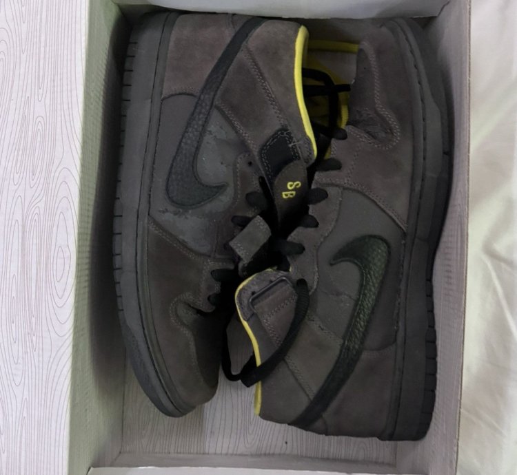 2008 Nike Sb Dunk Mid Pro Batman Used Size 10