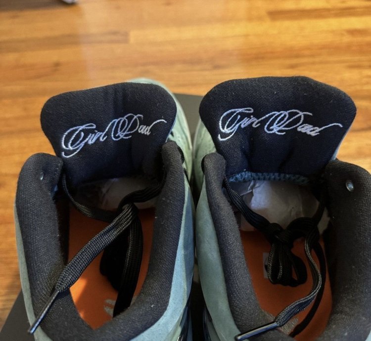 Nike Kobe 4 Protro Girl Dad Size 11