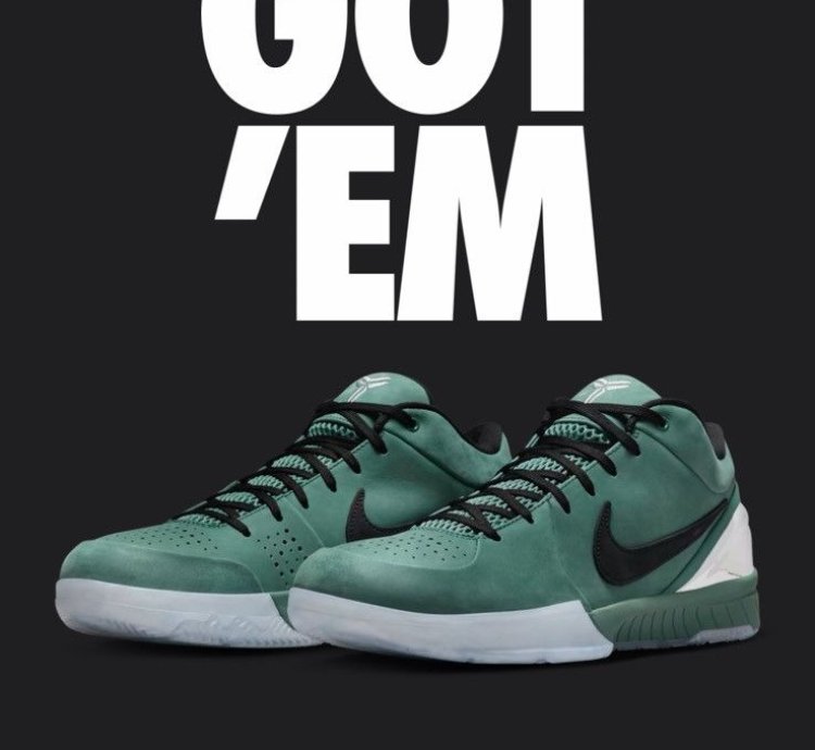 Nike Kobe 4 Protro Girl Dad Size 11