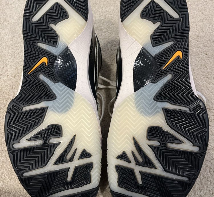 Nike Kobe 4 Protro Undefeated Black Mamba - Open To Offers