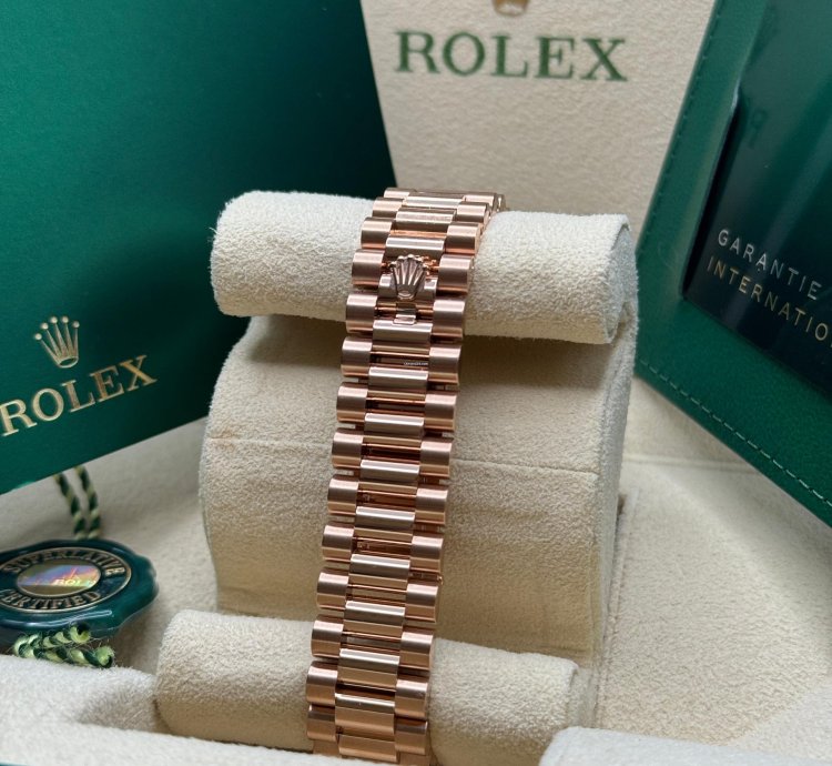 Rolex Datejust 31 New 2023 Mother Of Pearl Dial Diamond Bezel Rose Gold President Bracelet