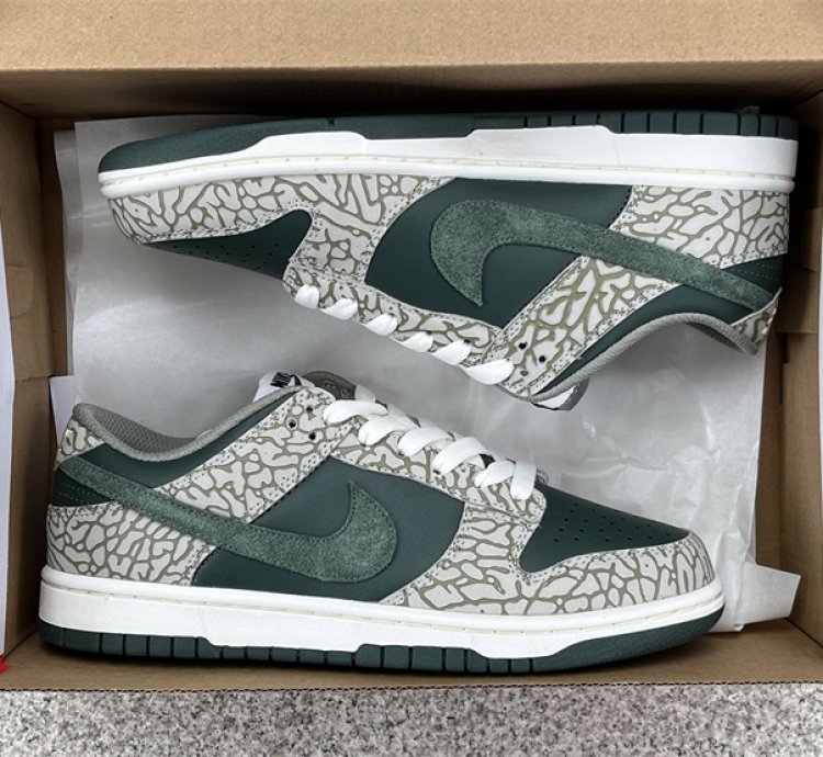 Nike Sb Dunk - Urban Landscape Dark Stucco