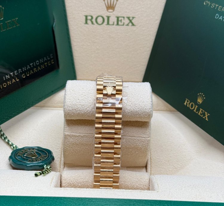 Rolex Datejust 31 New 2024 Tahitian Mother Of Pearl Diamond Dial Yellow Gold President