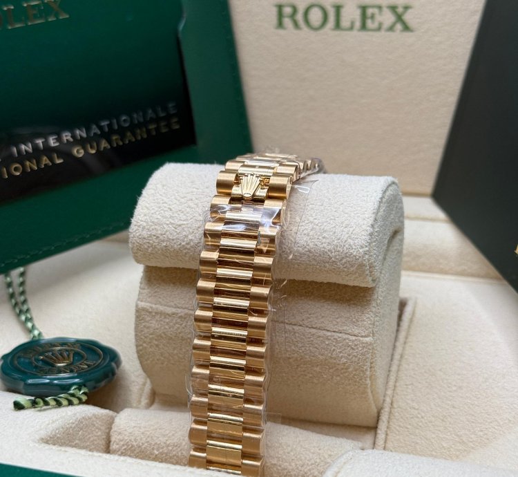 Rolex Datejust 31 New 2024 Tahitian Mother Of Pearl Diamond Dial Yellow Gold President