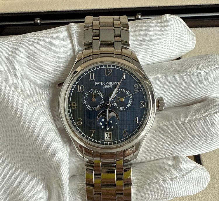 Patek Philippe Annual Calendar Moon Phase Full Set Great Condition