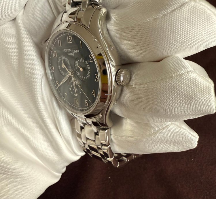 Patek Philippe Annual Calendar Moon Phase Full Set Great Condition