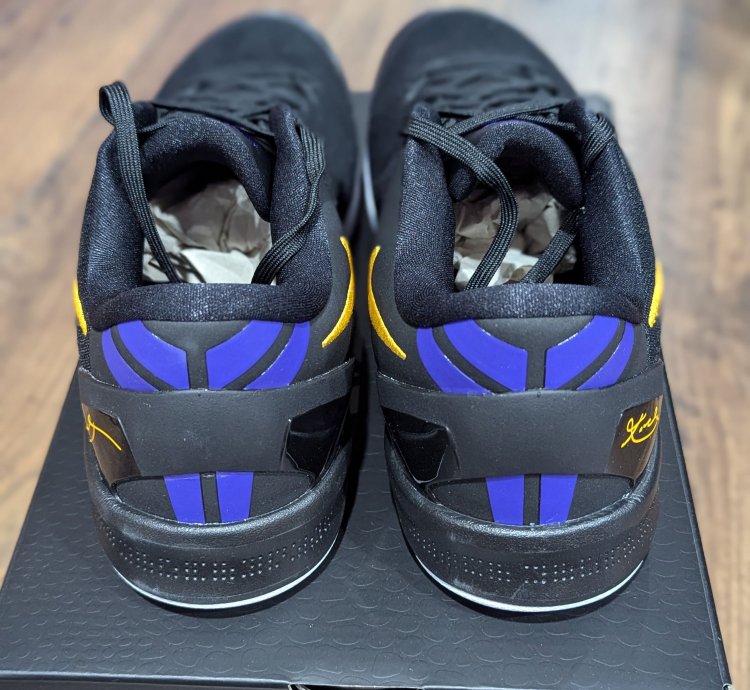 Nike Kobe 8 Protro