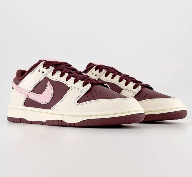 Nike Dunk Low - Valentines Day Pale Ivory Pink Dr9705-100