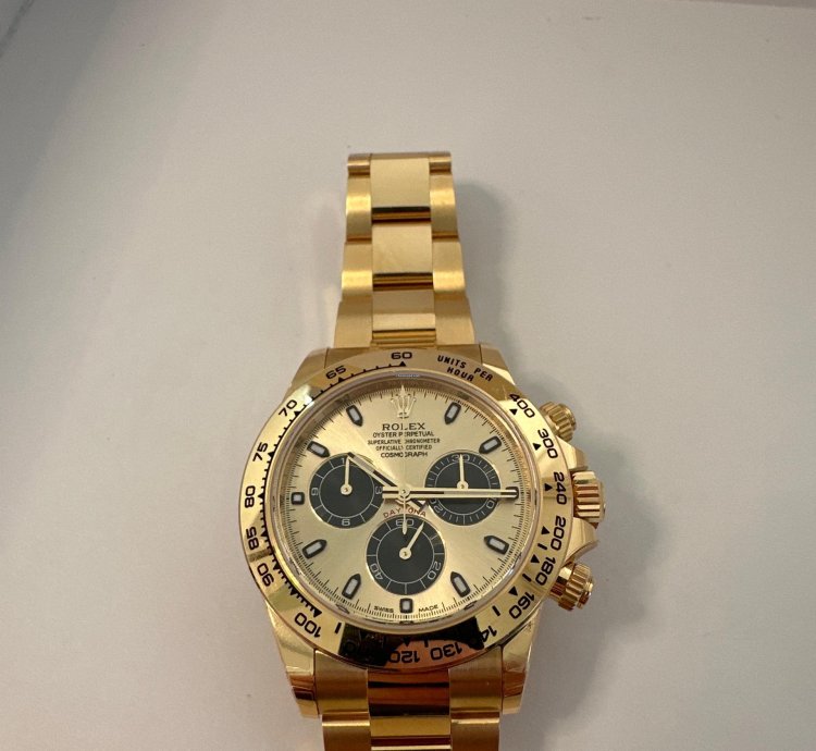 Rolex Daytona 116508 Full Set New Unworn