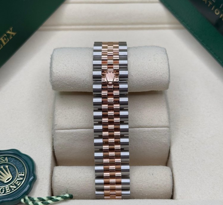 Rolex Datejust 31 New 2025 Chocolate Diamond Dial Two Tone Rose Gold Diamond Bezel Jubilee