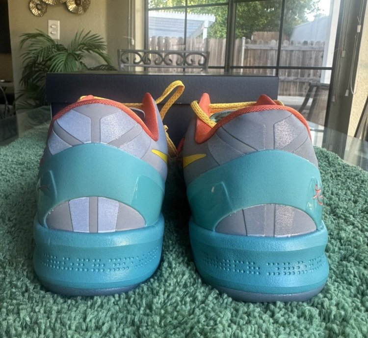 Nike Kobe 8 Protro Venice Beach 2024