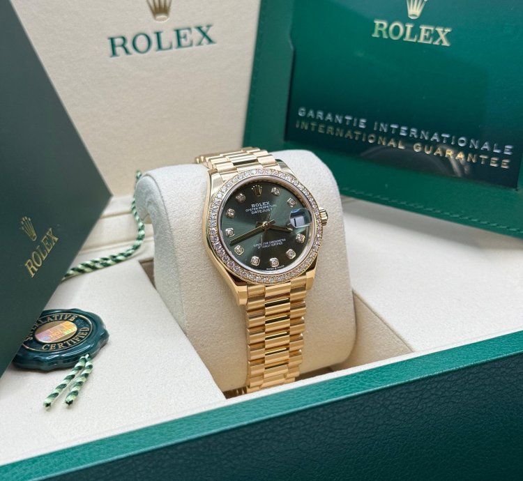 Rolex Datejust 31 New 2025 Olive Green Diamond Dial 18k Gold Diamond Bezel President