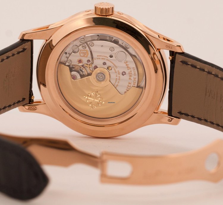 Patek Philippe Annual Calendar Papers Annual Calendar Complications Green 18k Gold 5205r-010 Box