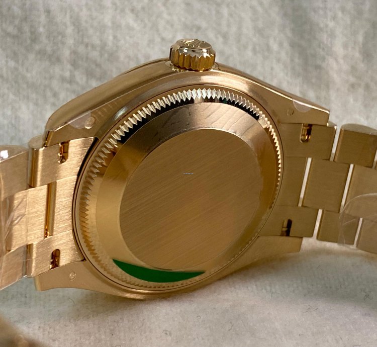 Rolex Datejust 31 New 2025 Unworn Datejust 31 Yellow Gold Black Mother-of-pearl Diamond Dial 278278