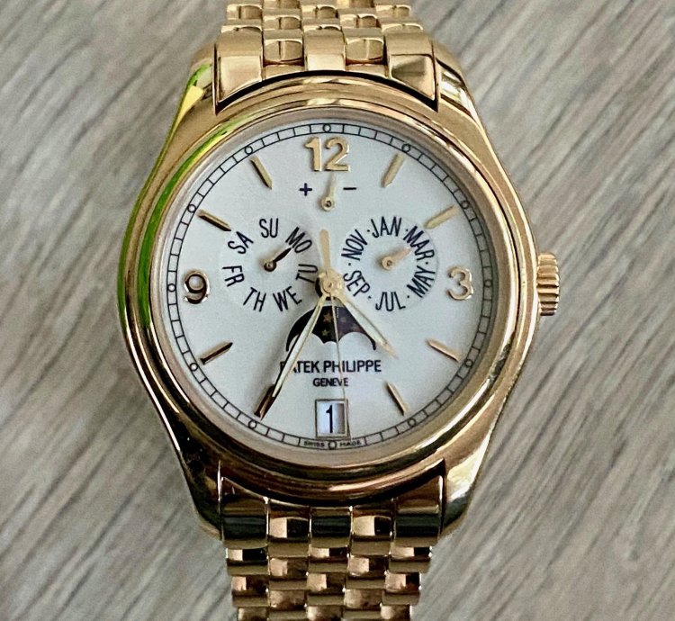 Patek Philippe Annual Calendar Ref 5146j