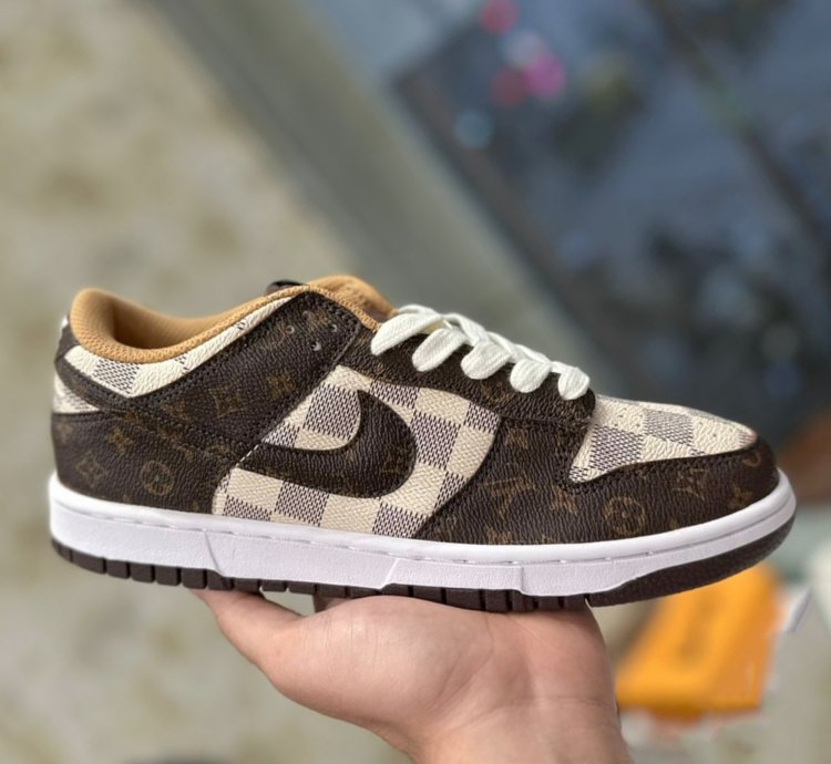 Nike Sb Dunk x Lv Louis Vuitton Monogram Brown