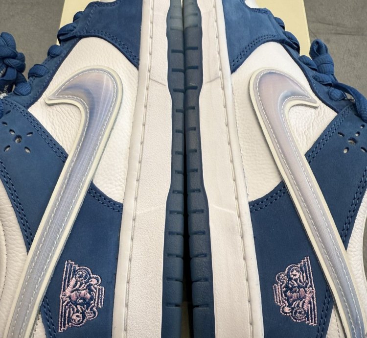 2023 Nike Sb Dunk Low Born Raised One Block At Time