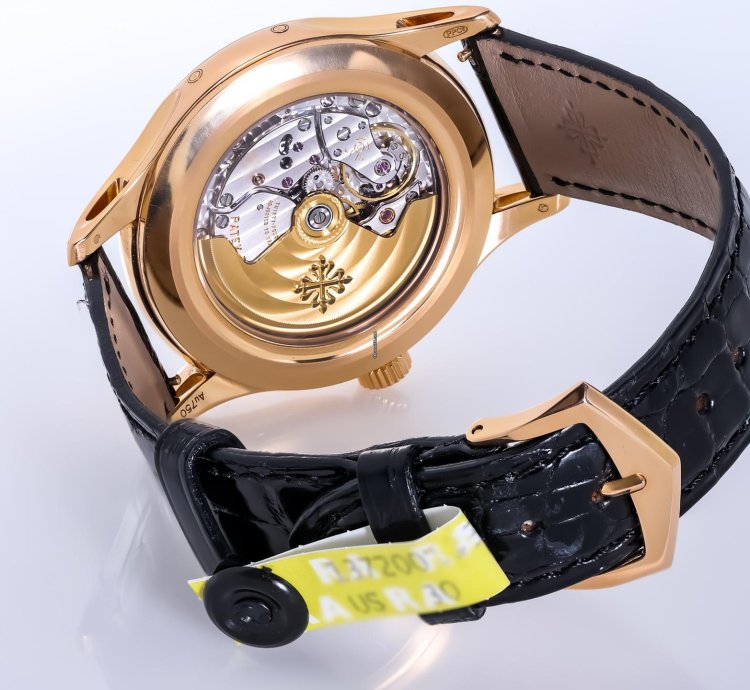 Patek Philippe Annual Calendar Ref 5205r-011 Rose Gold Green Dial Box Papers Bj-2022