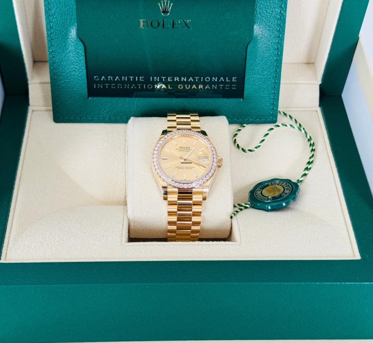 Rolex Datejust 31 Oyster Yellow Gold And Diamonds