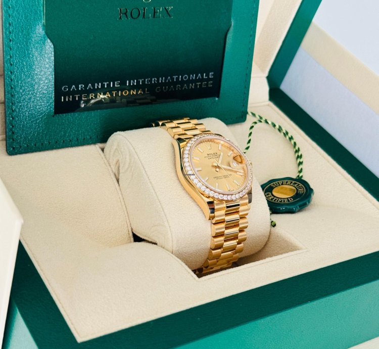 Rolex Datejust 31 Oyster Yellow Gold And Diamonds
