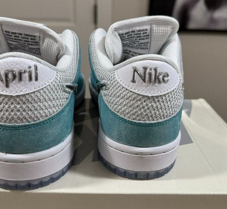 April Skateboards Dunk Sb