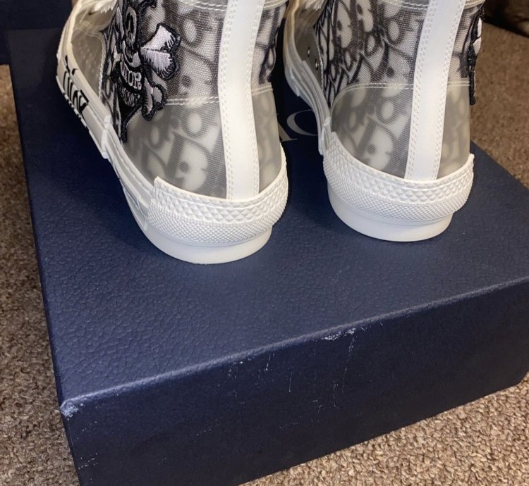 Dior B23 Shawn Bee