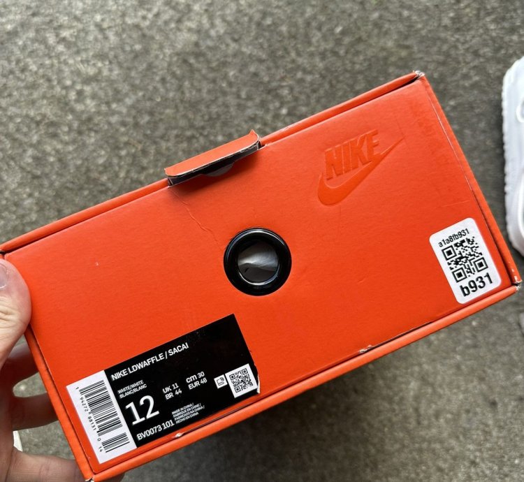 Nike Sacai Ldwaffle White Nylon Size 12