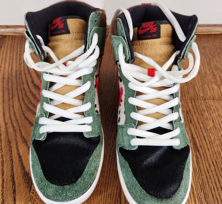 Bq6827-300 Nike Sb Dunk High Walk The Dog