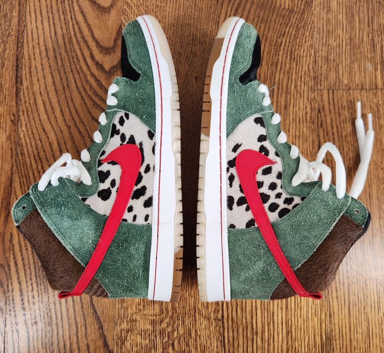 Bq6827-300 Nike Sb Dunk High Walk The Dog