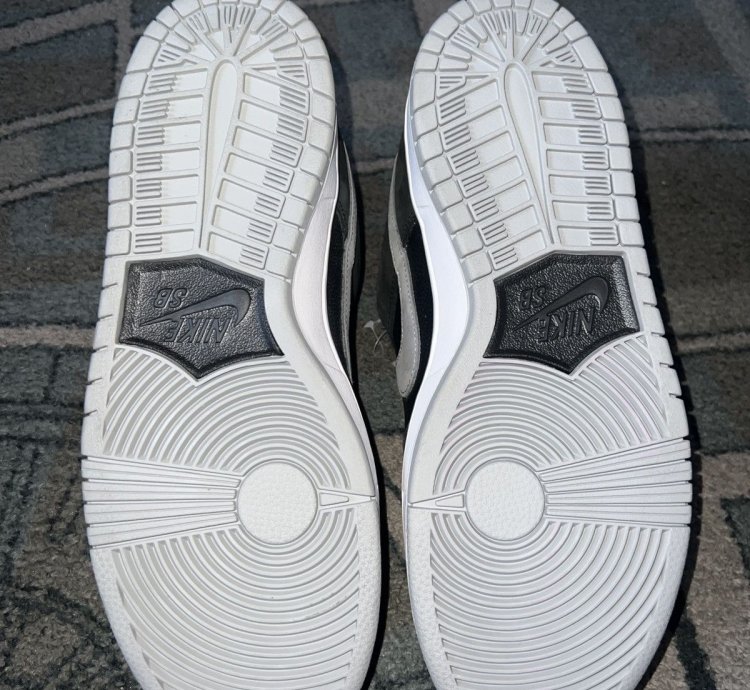 Nike Sb Dunk Low -pack Shadow Sample