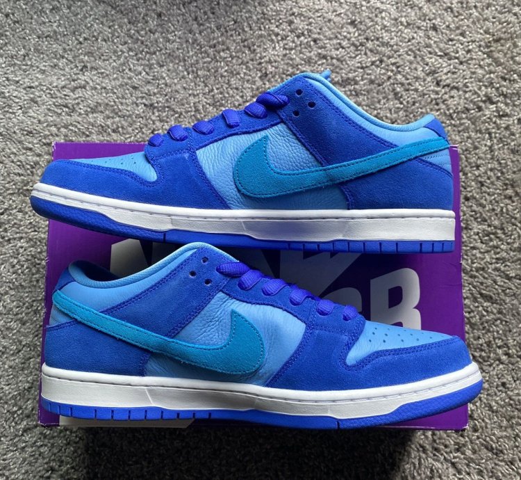 Nike Sb Dunk Low Blue Raspberry