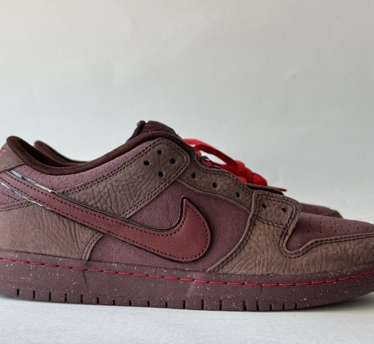 Ds City Of Love Dunk Sb Low Sz 9 5 Red Version